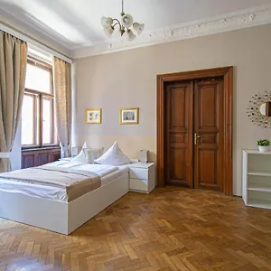  Apartment For Celebrations Spacious 3bdr With Balcony Czech Republic