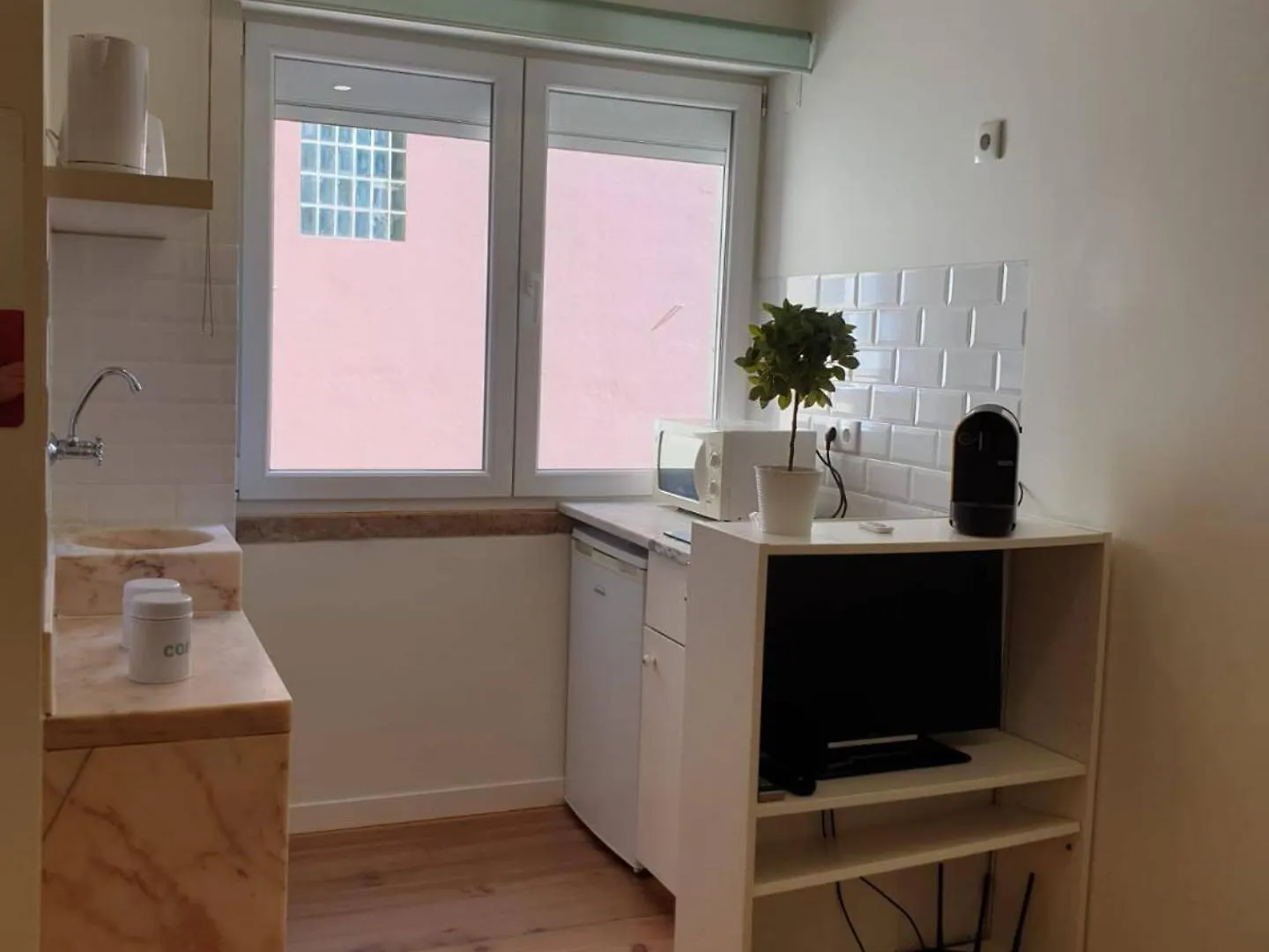 Saldanha Guest House Lisbon 0*,